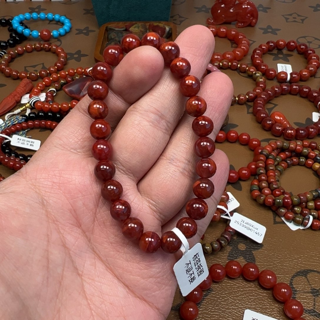 南红玛瑙未镶嵌手串牛血红火焰纹8.2mm