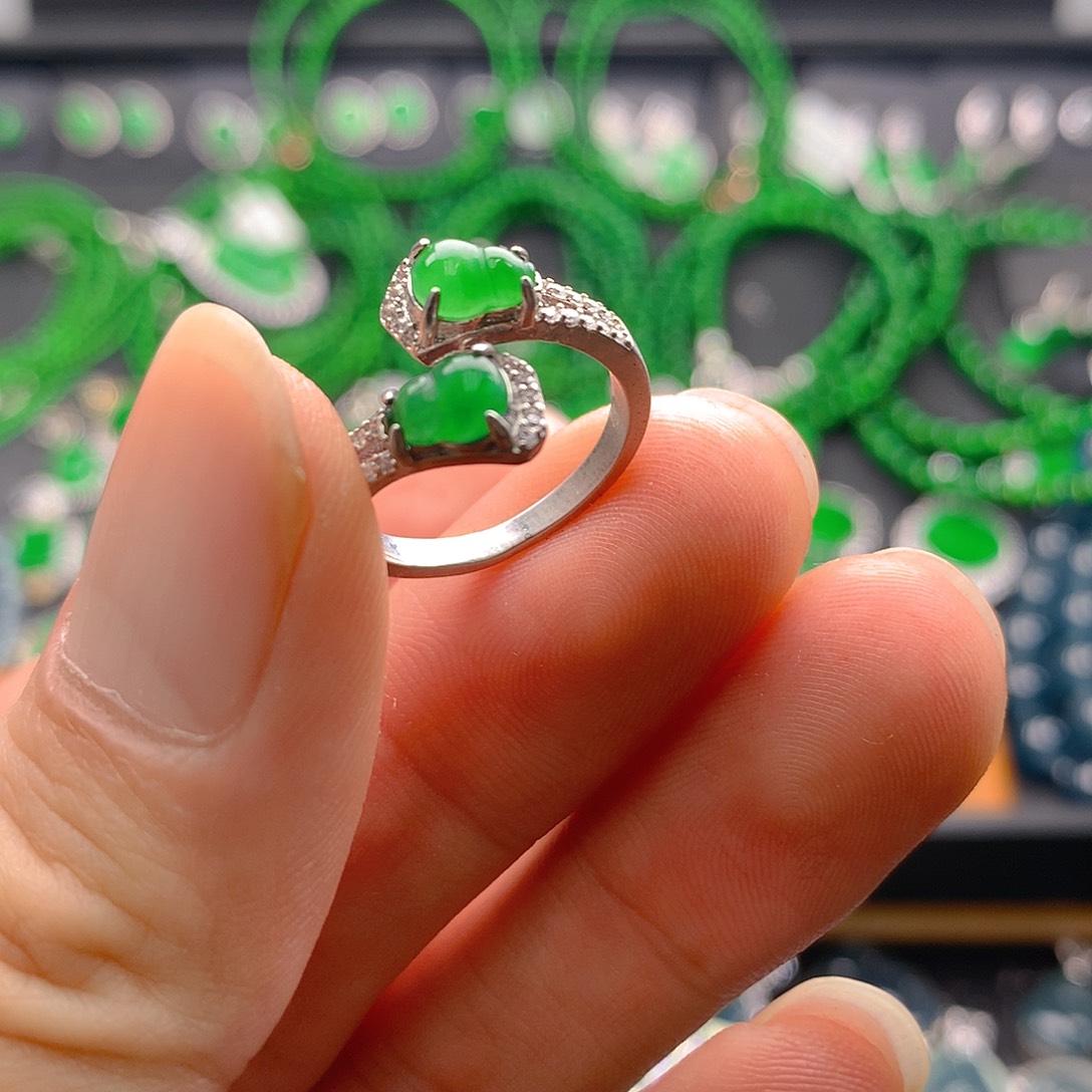 未镶嵌手链翡翠翡翠