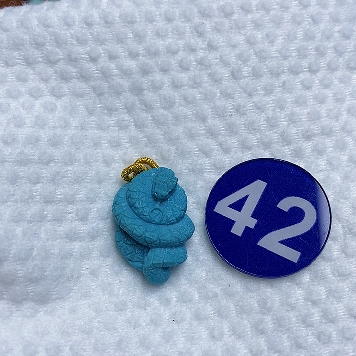 绿松石珠子未镶嵌