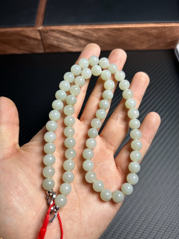 且末微色差近矿卡8妈妈链