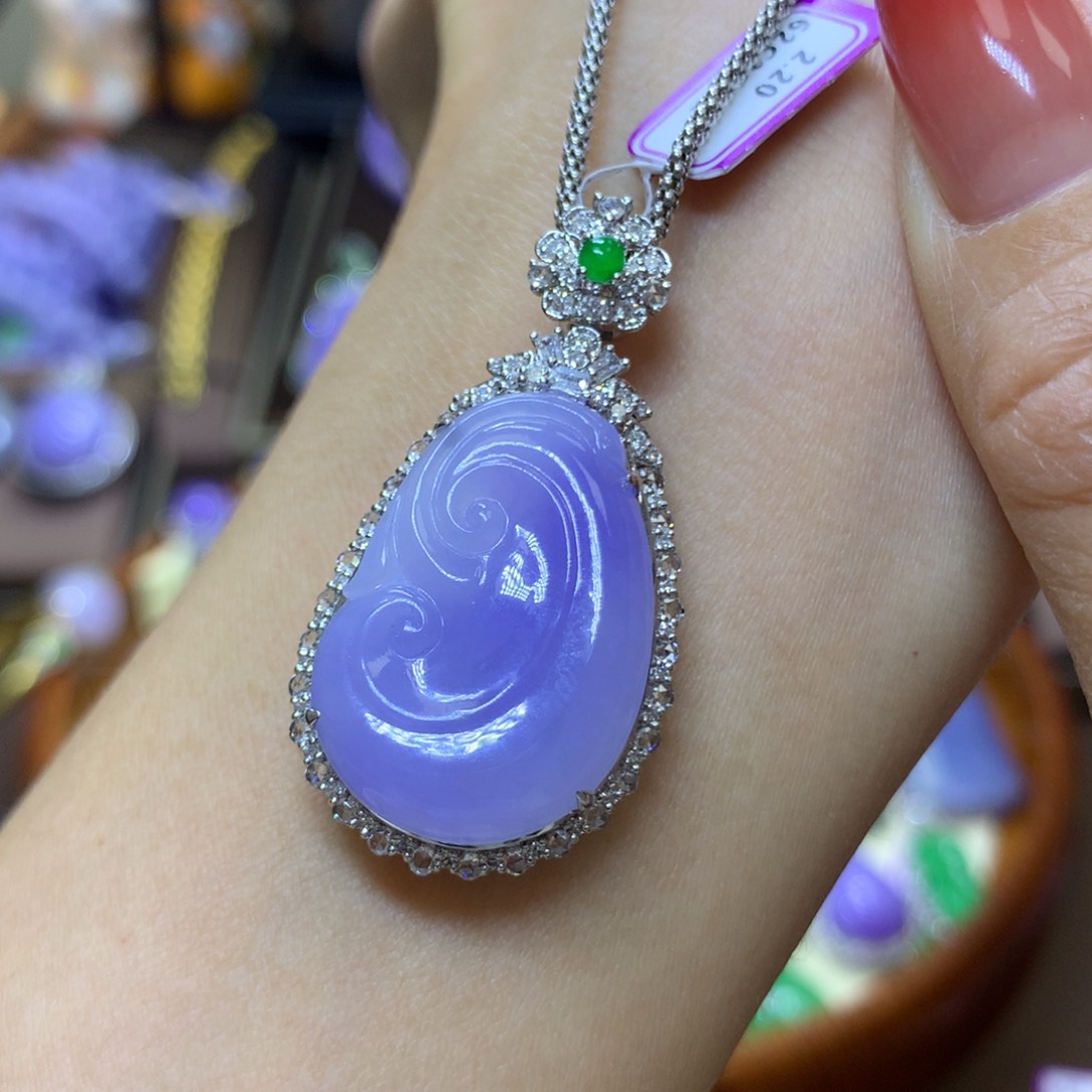 【闪购商品】翡翠颈饰18K金镶嵌翡翠