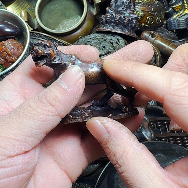 铜器摆件收收藏藏