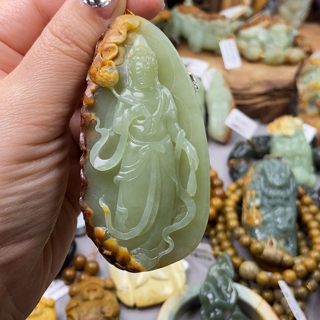 岫岩河磨玉（透闪石质玉）挂坠未镶嵌开****3