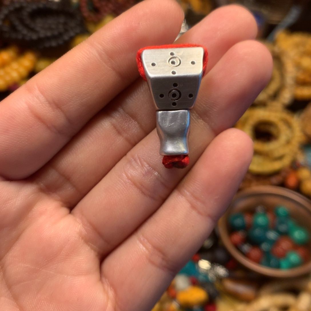 泥塑娘啦擦擦骰子