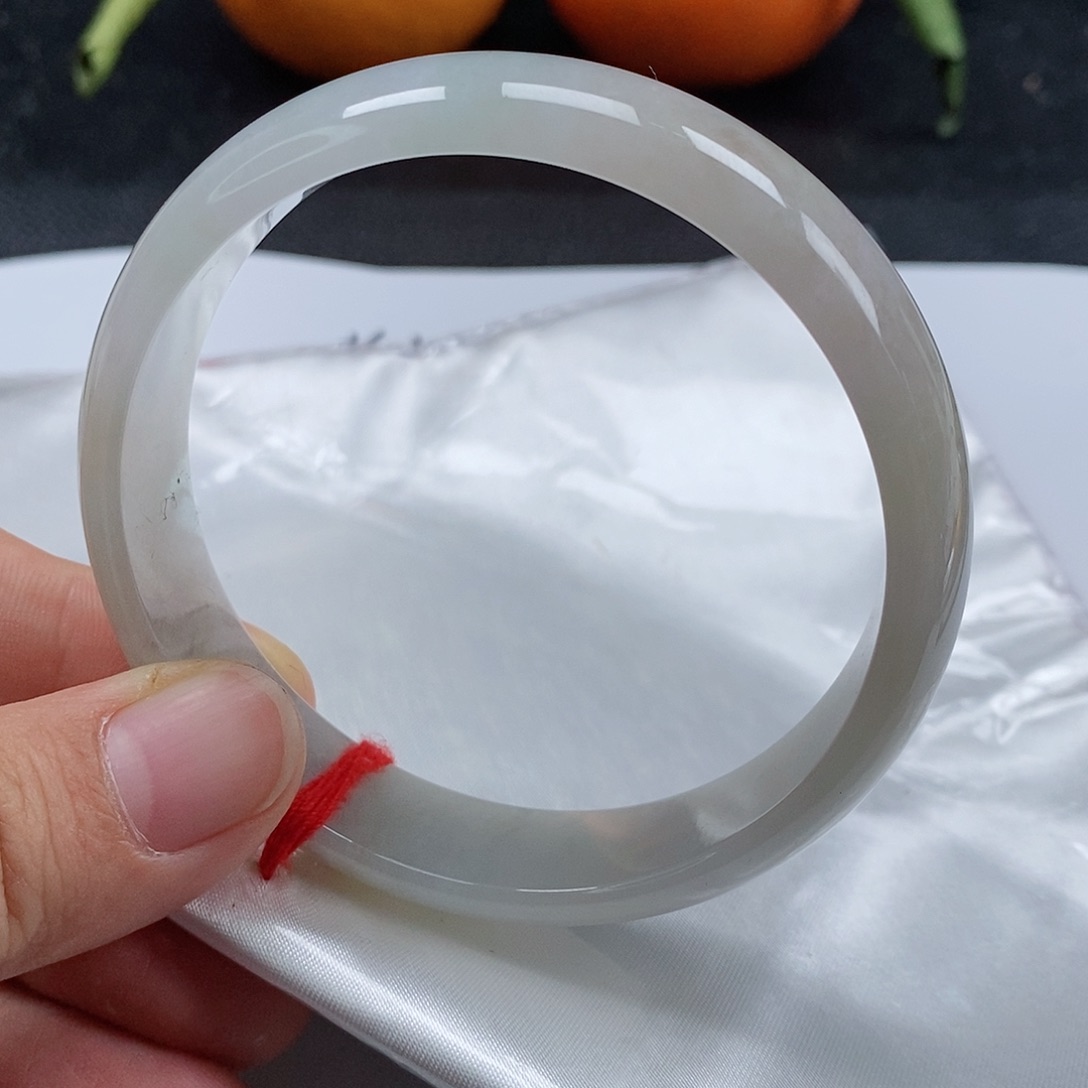 【闪购商品】翡翠手镯未镶嵌307号，62-63圈口