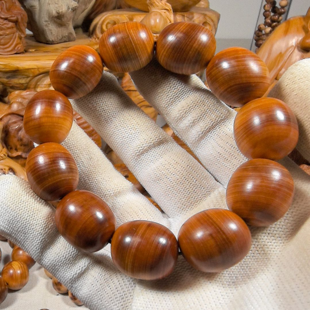 秋***w柏木（崖柏）2.0枣型珠