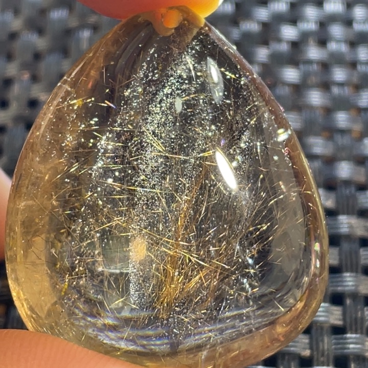 水晶吊坠(不含链)未镶嵌金**酒