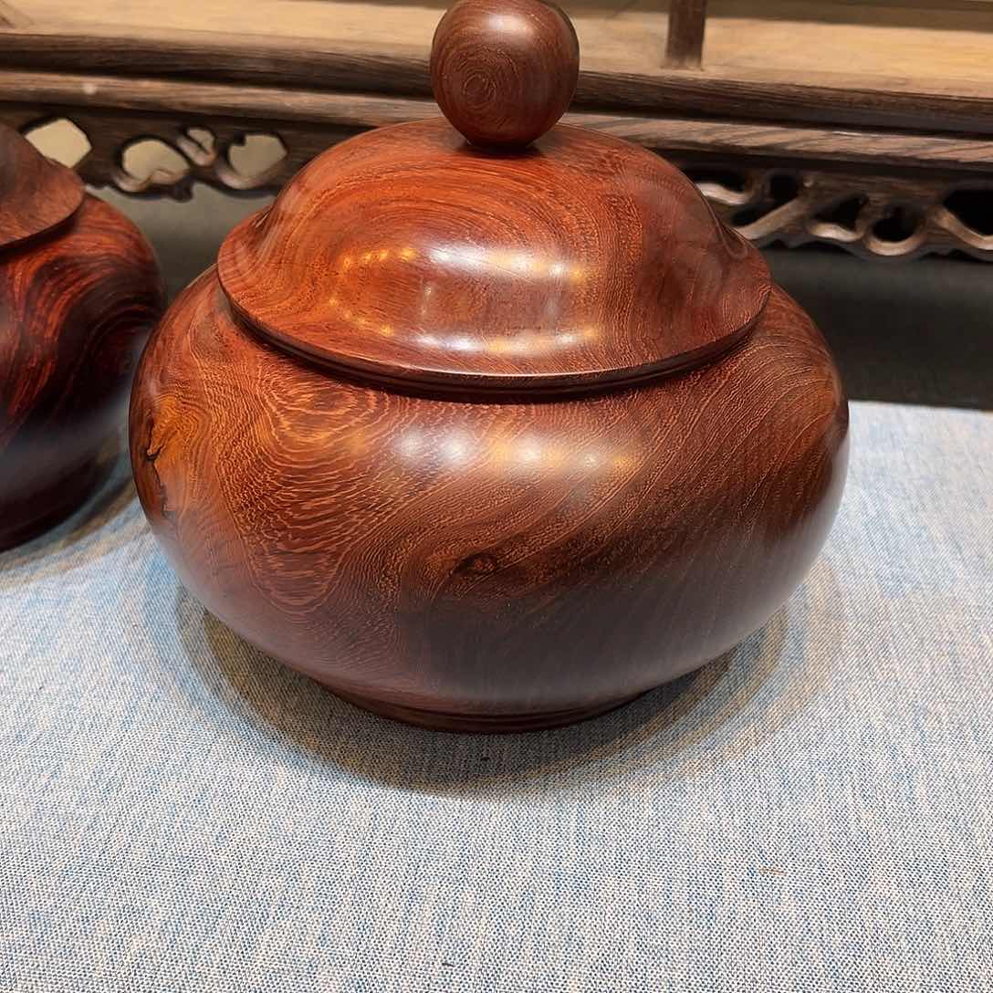 花梨木类顺**水海南黄花梨茶叶罐