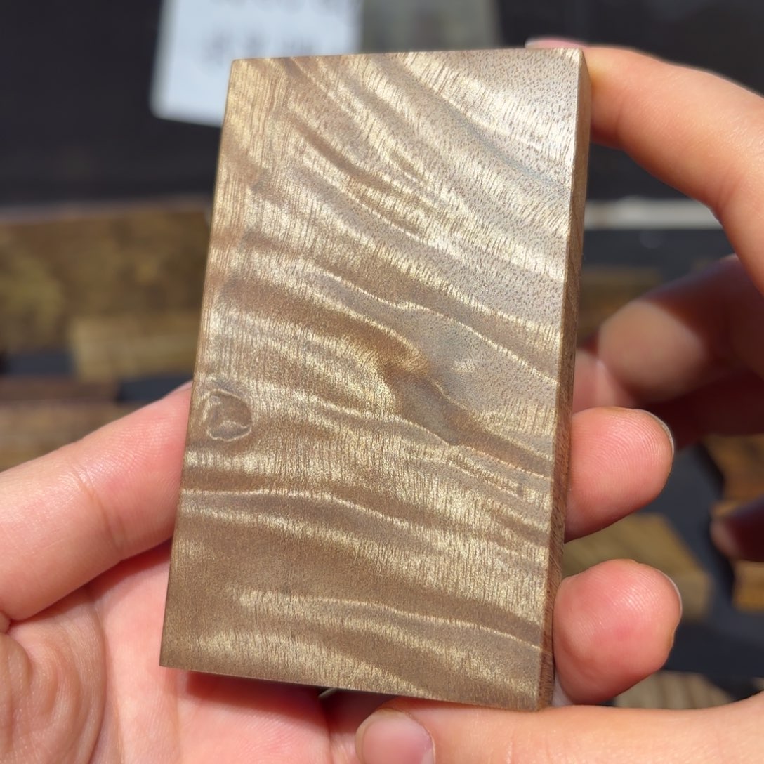 J***ㅤ金丝楠木无事牌材料