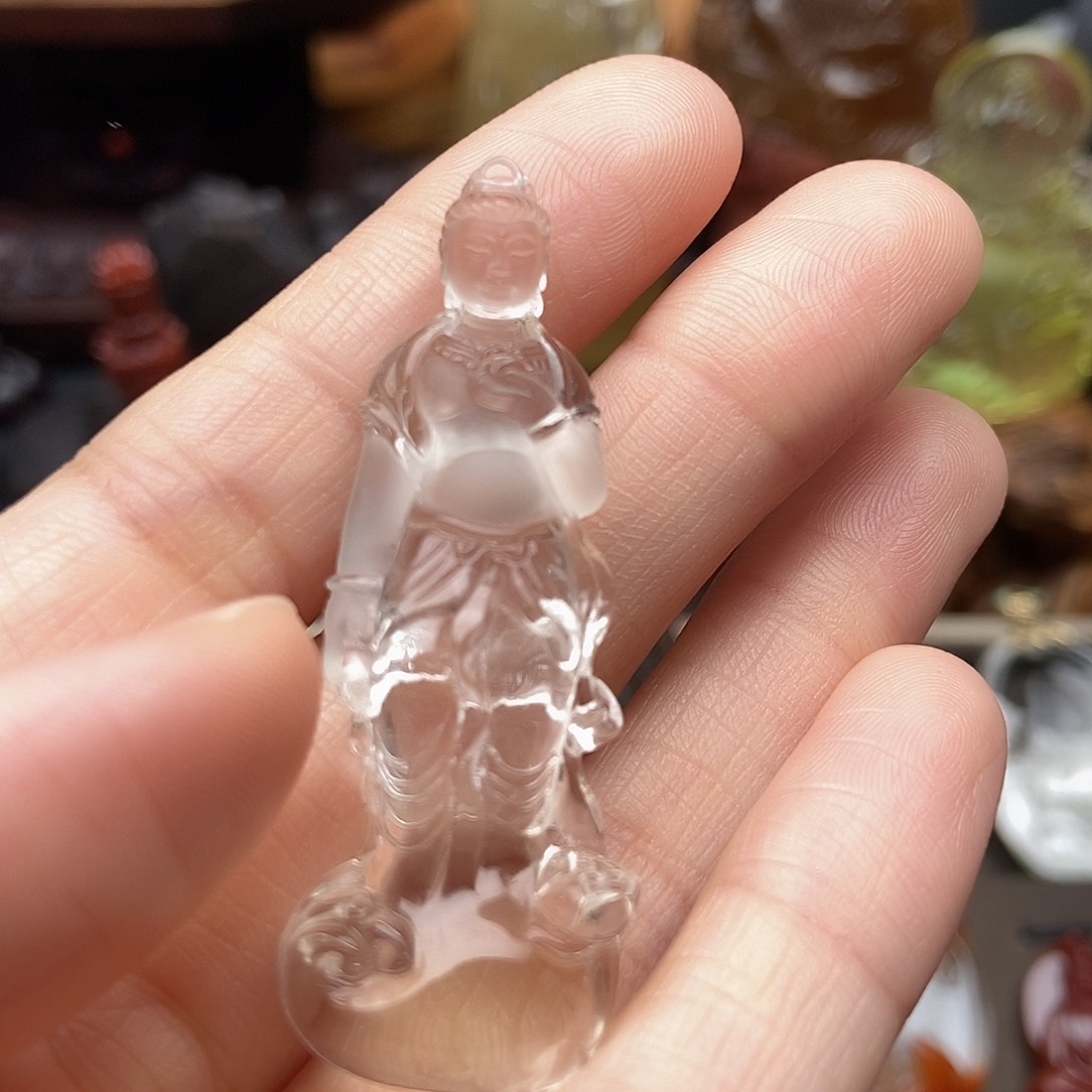 未镶嵌颈饰水晶吊坠