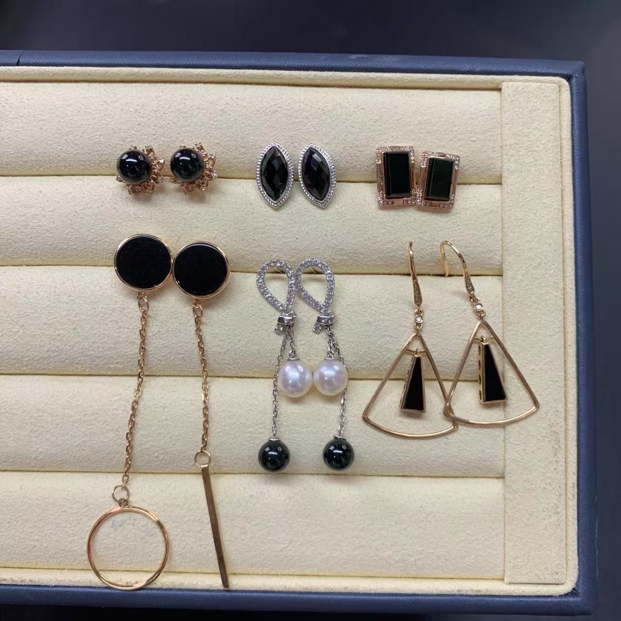 【小雪臻选】墨翠耳饰-18k金-多样性发货一件-|CMC21|m36