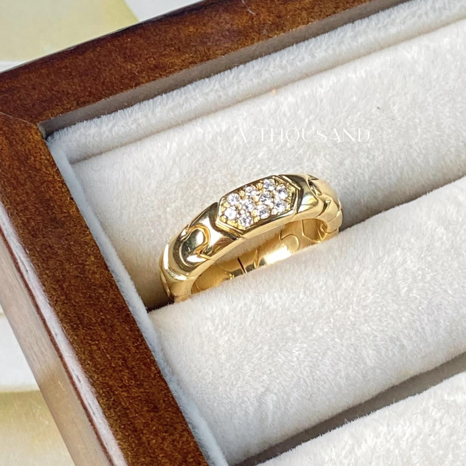 95新 BVLGARI/宝格丽 18K金蜂巢窄板满钻戒指-34761885