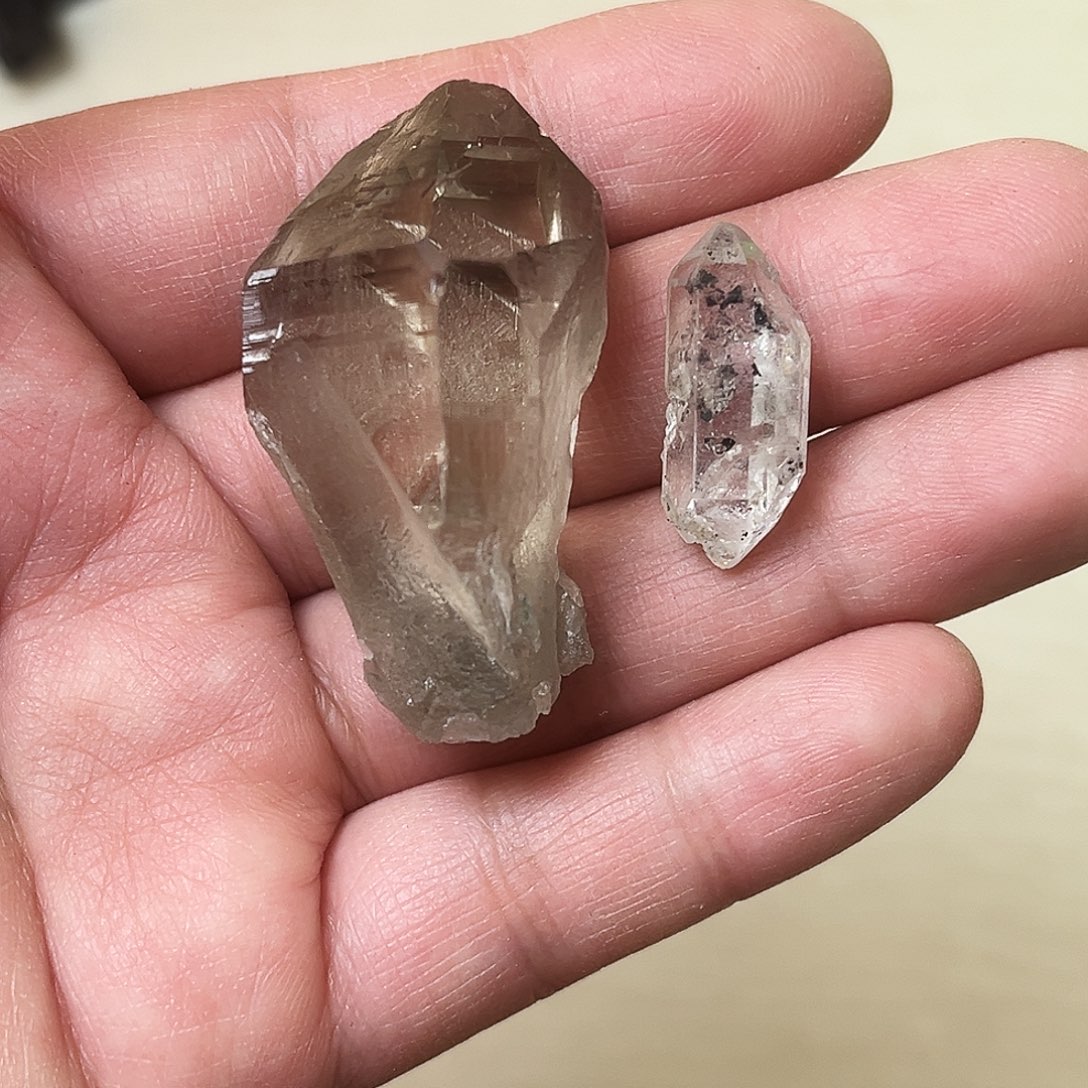 @***憨未镶嵌水晶珠宝半成品