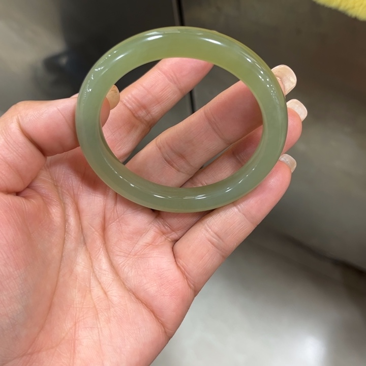 和田玉未镶嵌手镯52.5