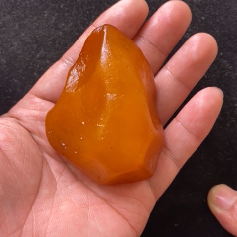 蜜蜡珠宝奇石未镶嵌