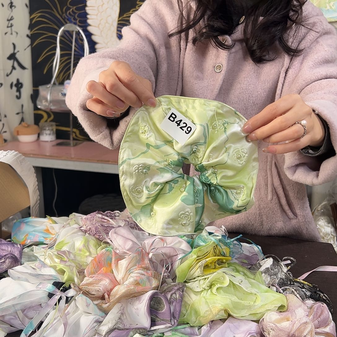 桃***亮429圆饼发圈不退不换