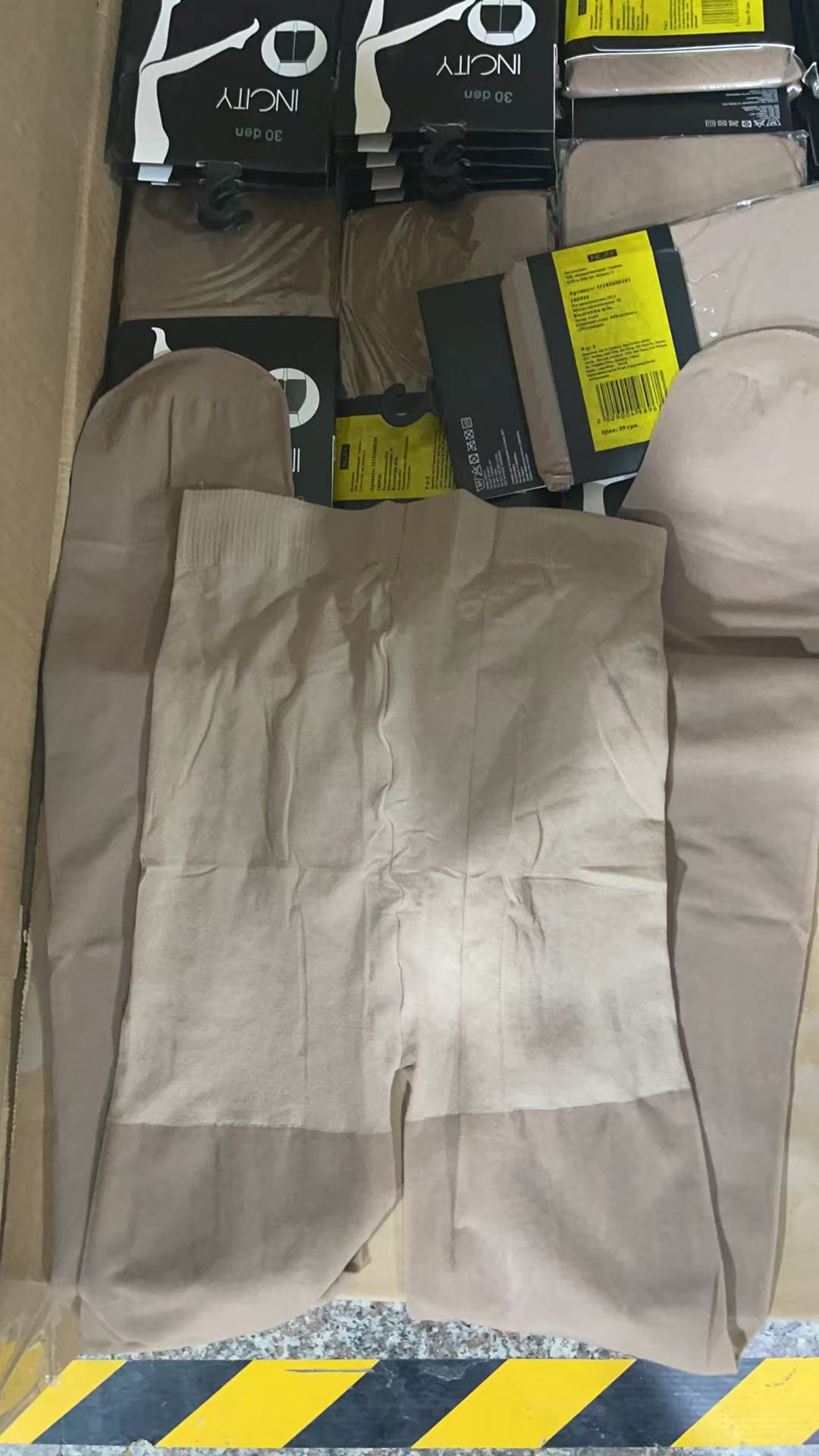 外贸时尚轻薄丝袜颜色不挑码数不挑