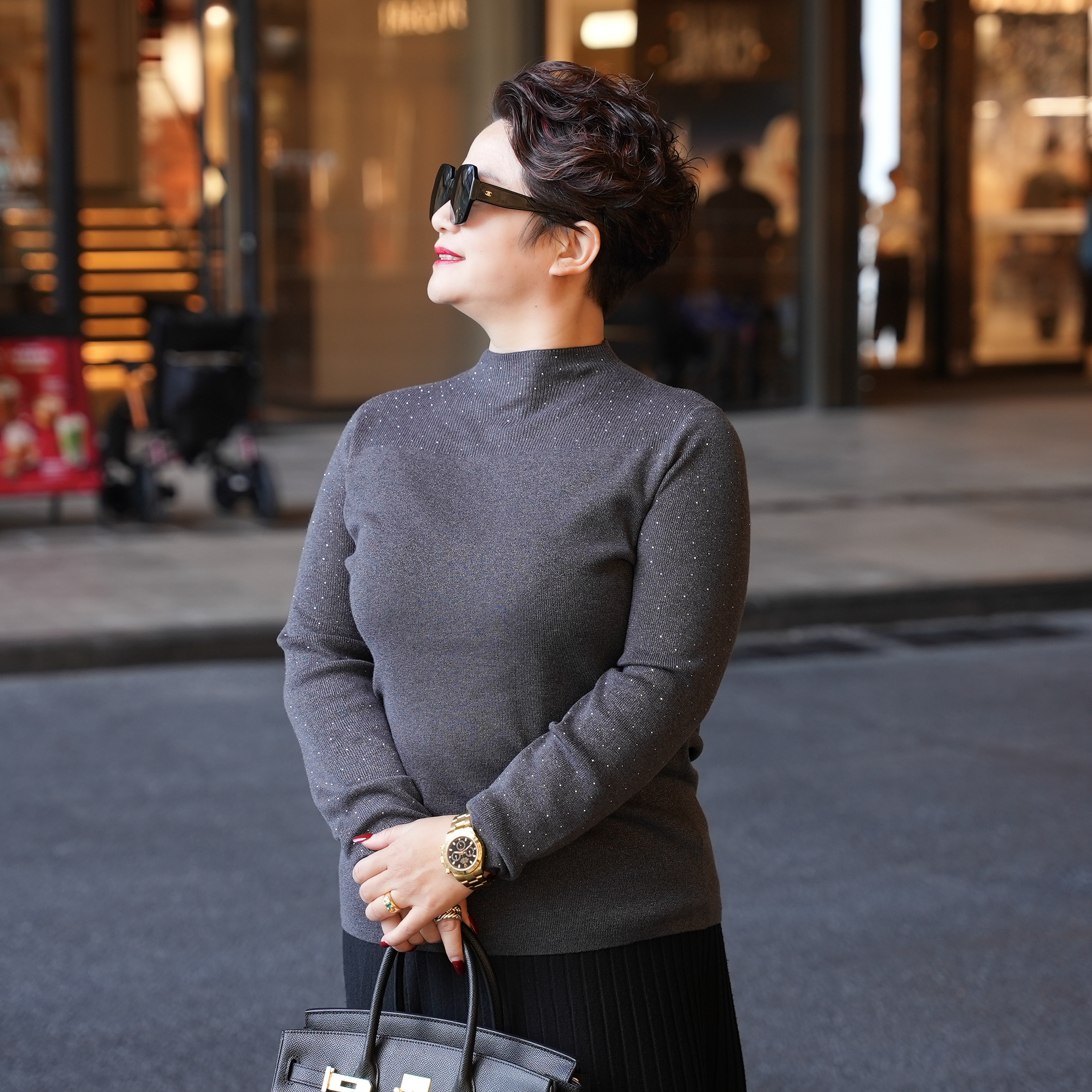 2025秋冬新款秋冬半高领细羊毛金银丝烫钻贴身显瘦打底毛衣SY213