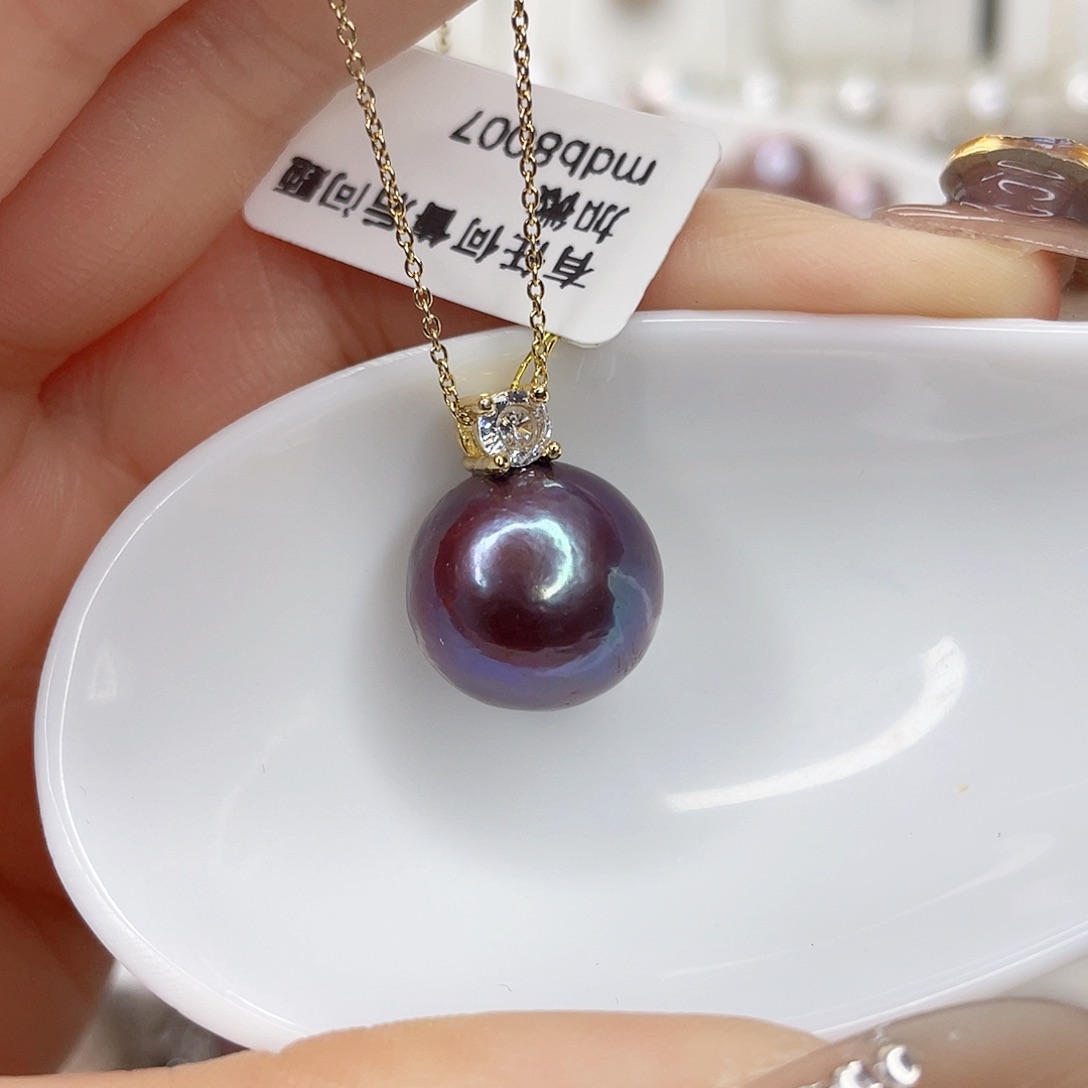 淡水珍珠吊坠(赠链)未镶嵌