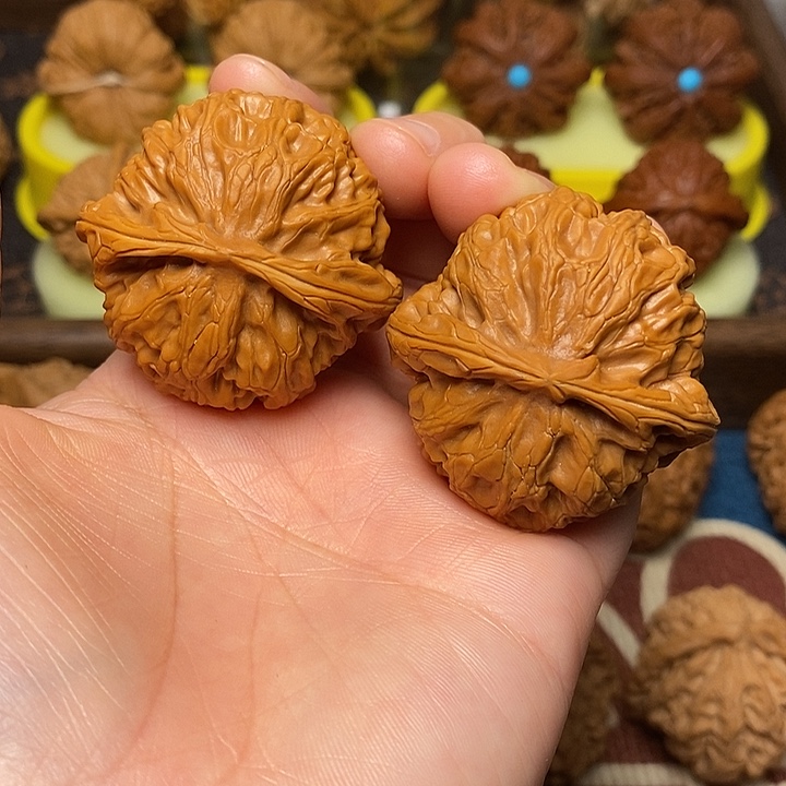 文玩核桃把件42球宫灯