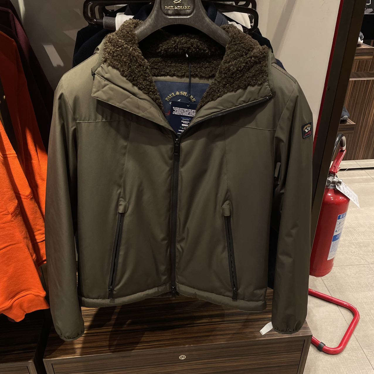 保鲨 不退换 特价台风20000墨绿色棉服 下单联系客服