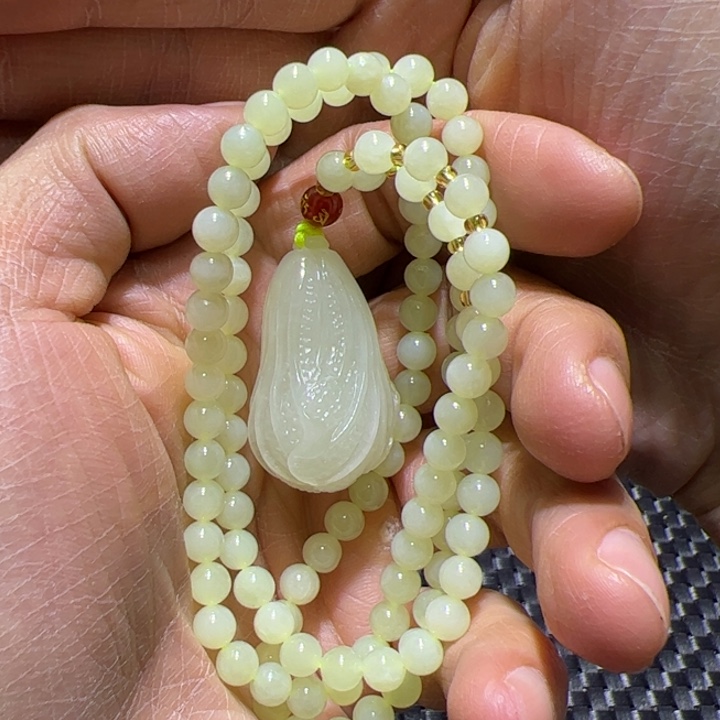 和田玉颈饰未镶嵌糊*