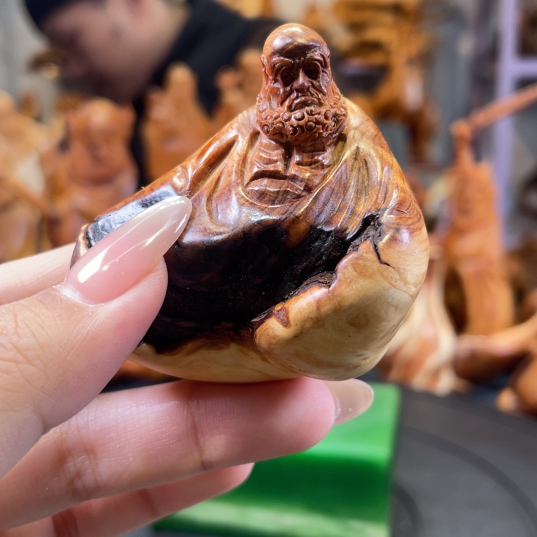 柏木（崖柏）。。。。。。