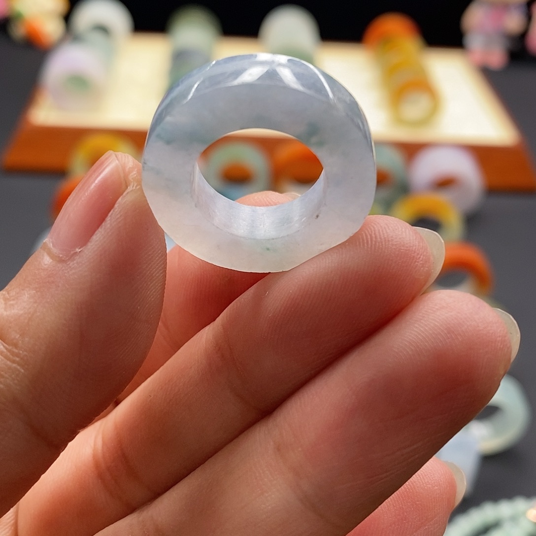 未镶嵌定制翡翠翡翠