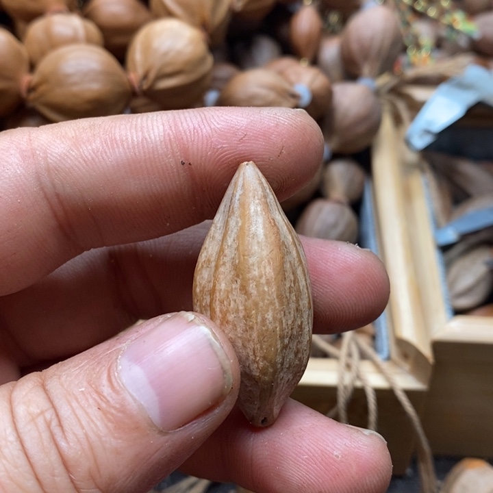 吊坠橄榄核清*6666