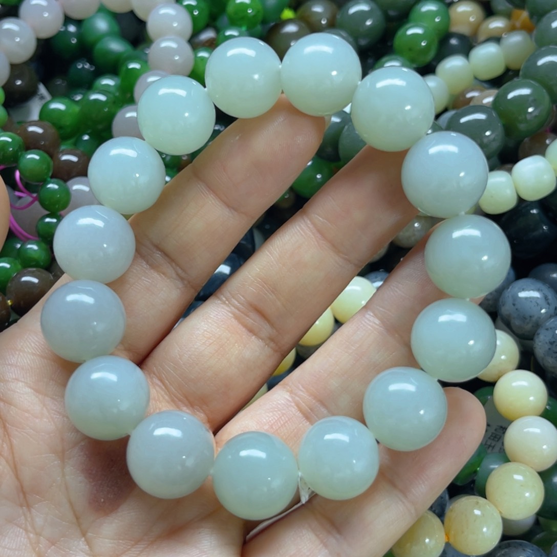 未镶嵌手链和田玉