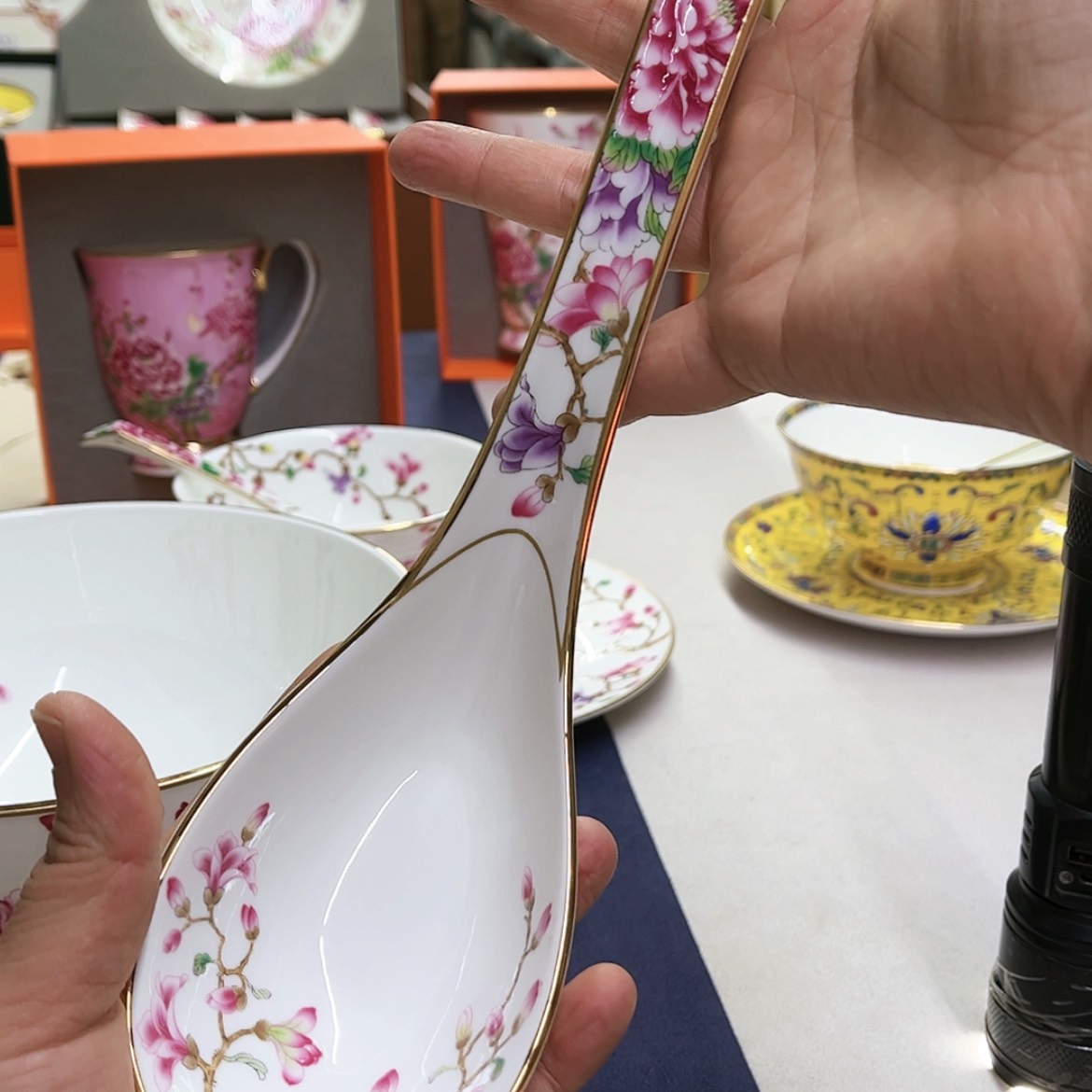 【闪购商品】珐琅。。。。。。。。。。。