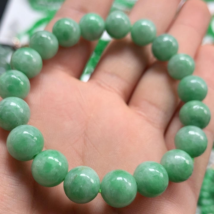 翡翠未镶嵌手链翡翠