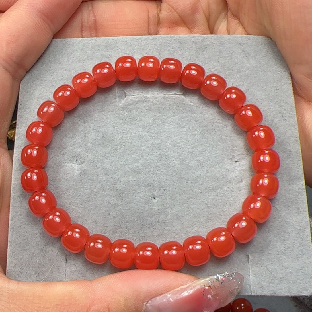 南红玛瑙手串未镶嵌