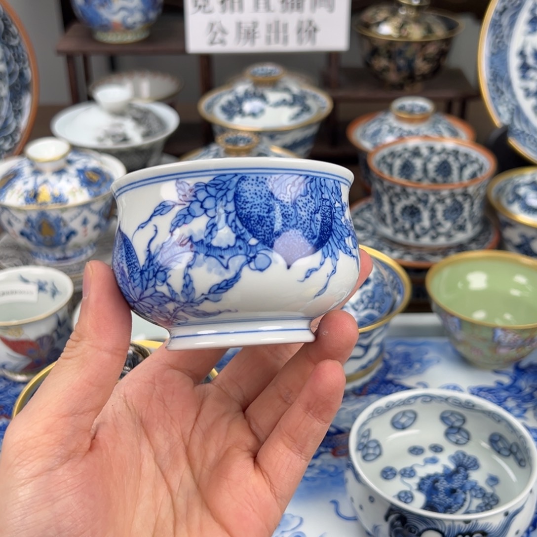 雷***子景德镇手工手绘陶瓷