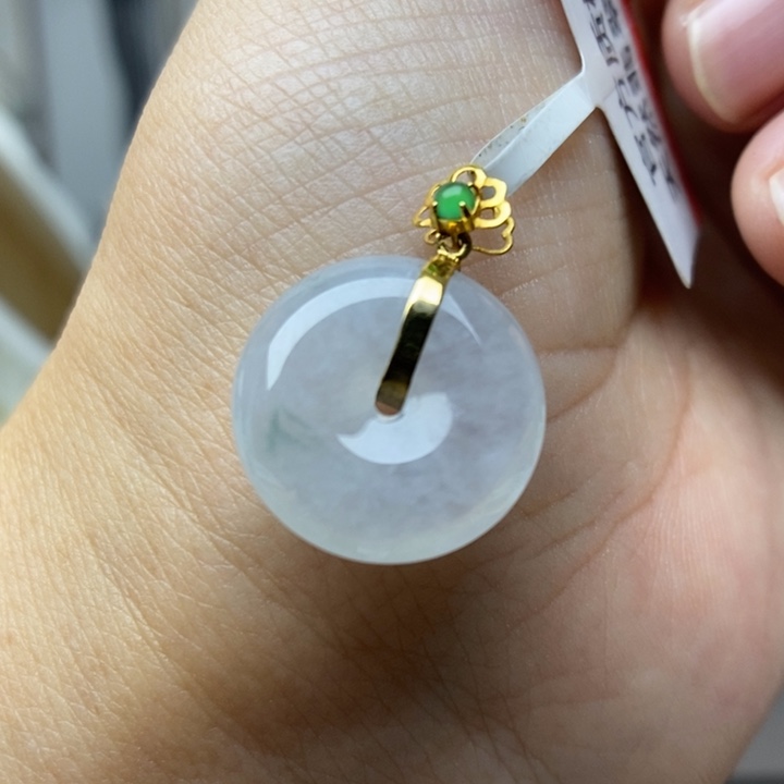 【闪购商品】颈饰18K金镶嵌翡翠60