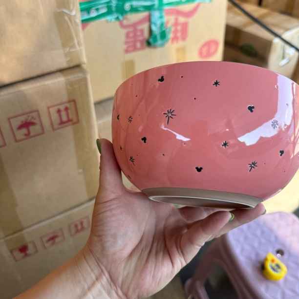 外贸尾单高温陶瓷粉色米奇16.5厘米面碗发两个