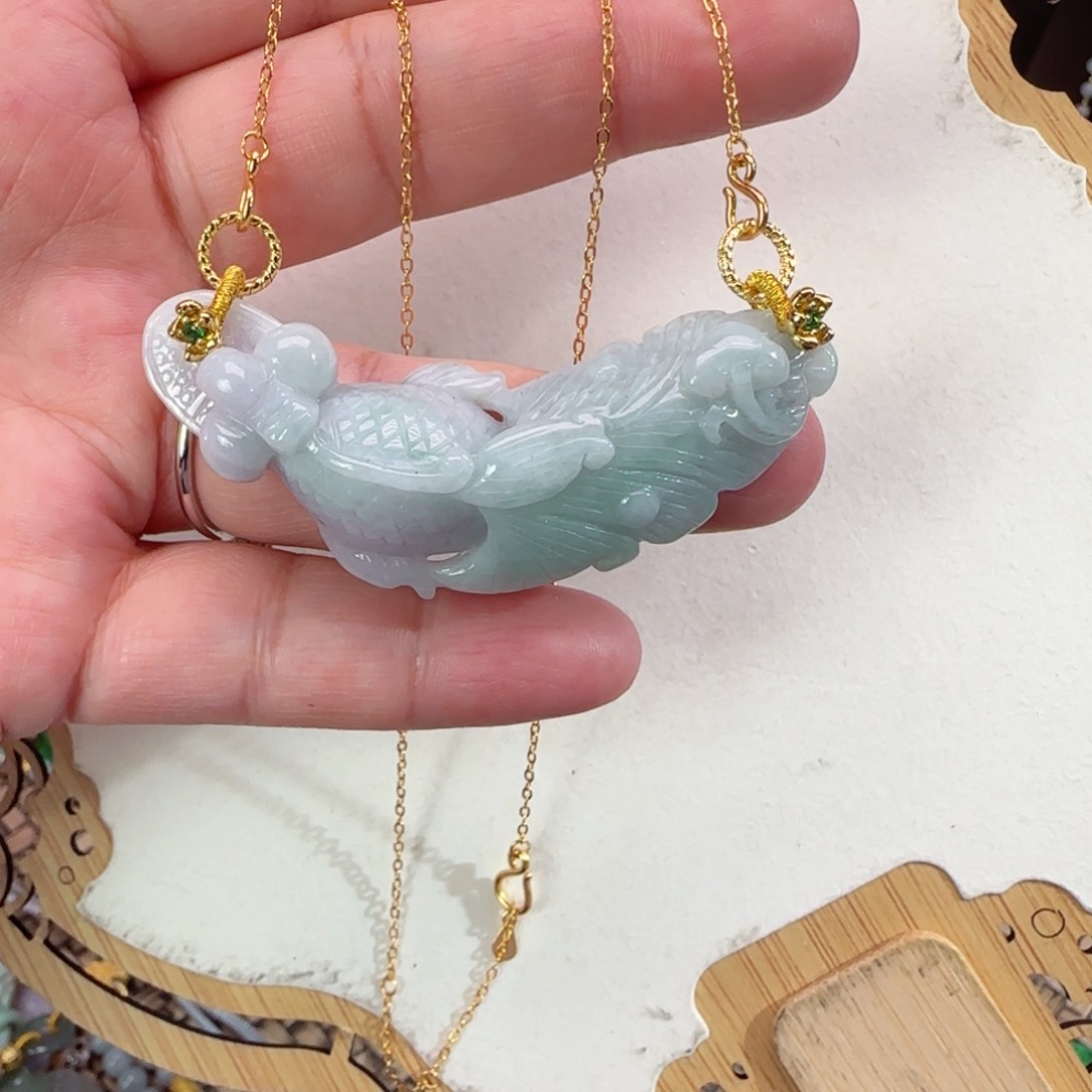 翡翠颈饰未镶嵌仿古