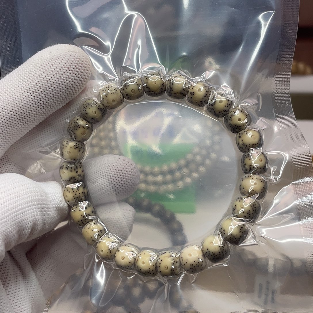 星月菩提吊坠9/8石玉同枝大眼单圈