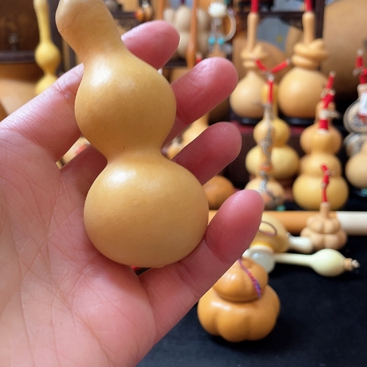 彪****）葫芦岛连山区……好好的不爱的