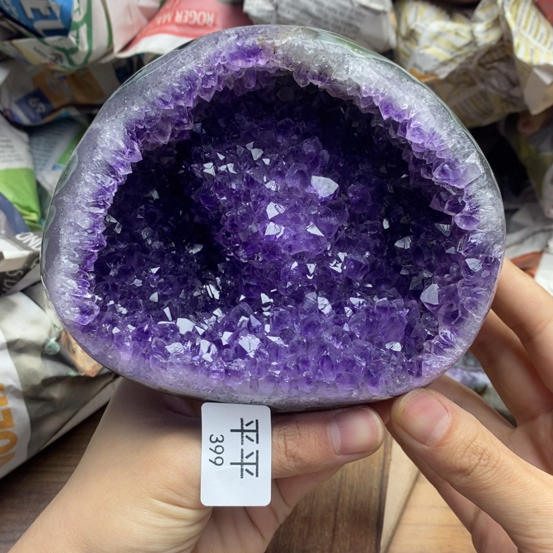 未镶嵌水晶大型摆件（非配饰）