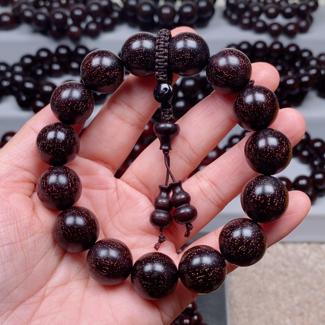 檀香紫檀（小叶紫檀）四****柳1.5