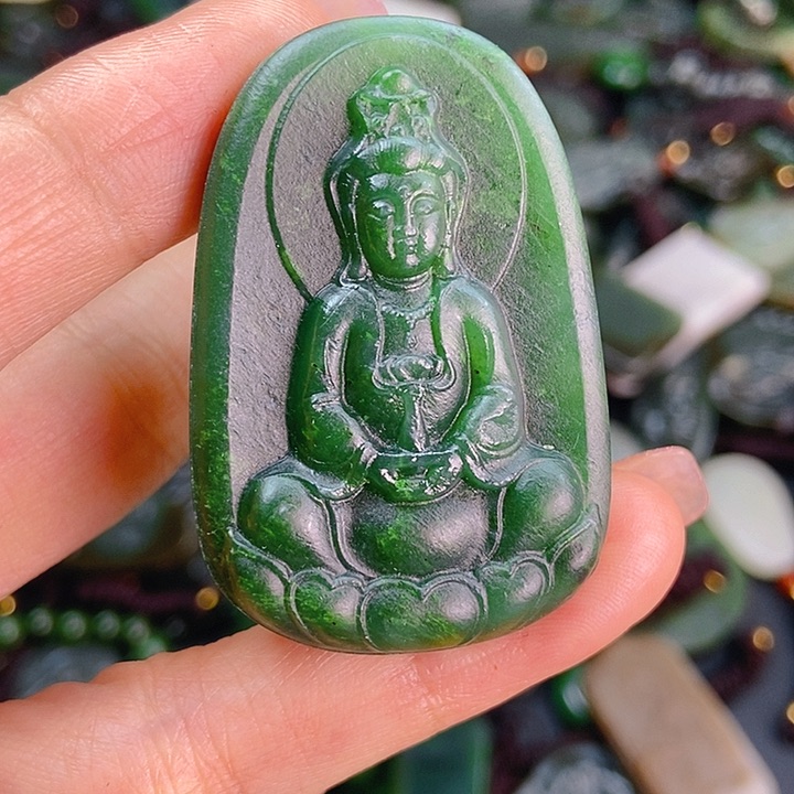 颈饰未镶嵌和田玉