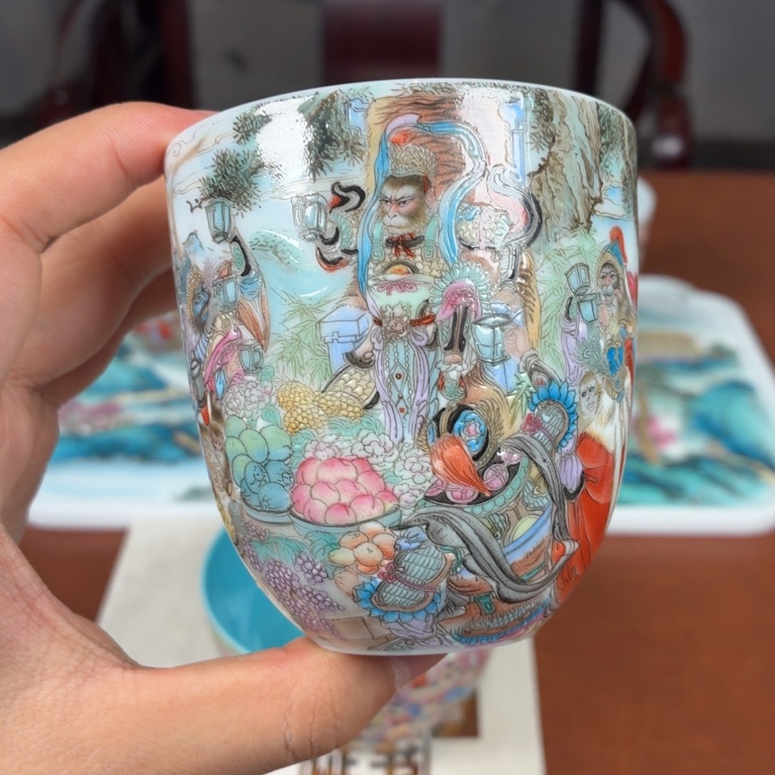 瓷杯子瓷姑娘景德镇陶瓷艺术