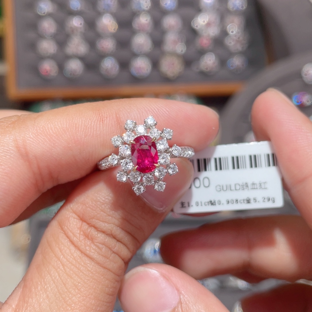 红宝石戒指18K金镶嵌1.01ct 无烧鸽血