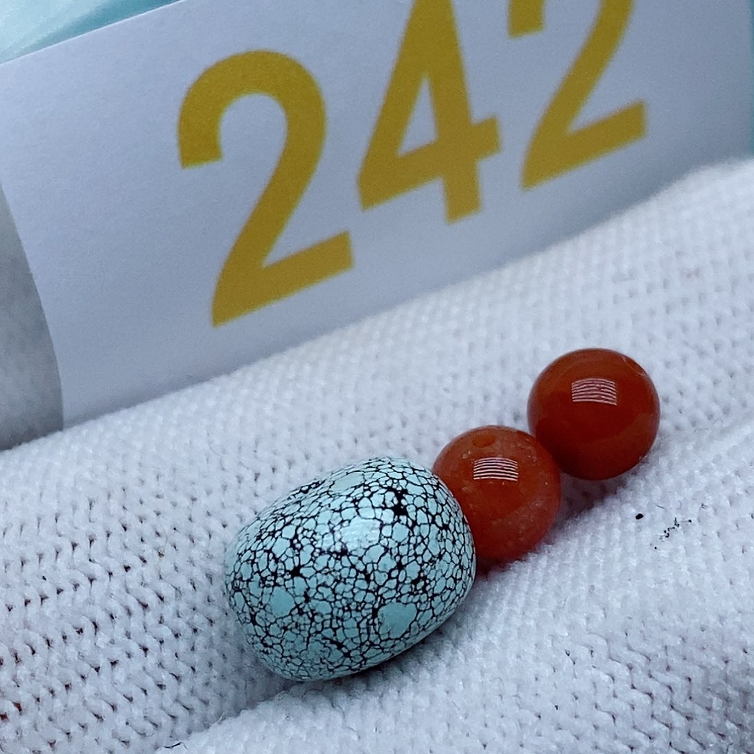 南红玛瑙未镶嵌珠宝奇石