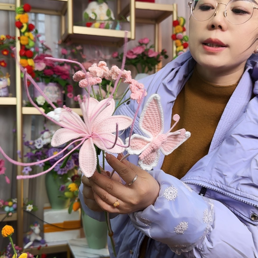 手工钩织设计花束