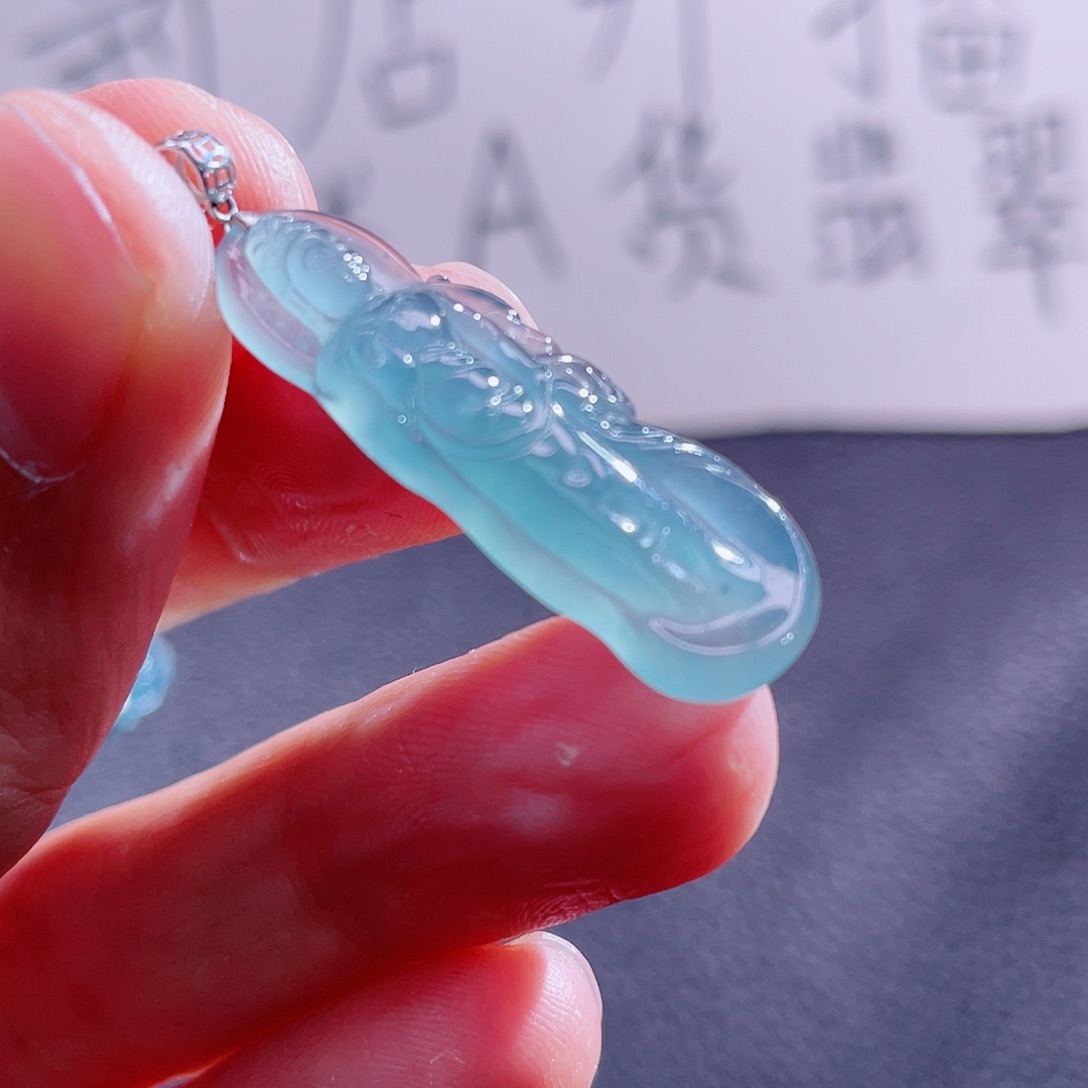 翡翠颈饰18K金镶嵌999999999