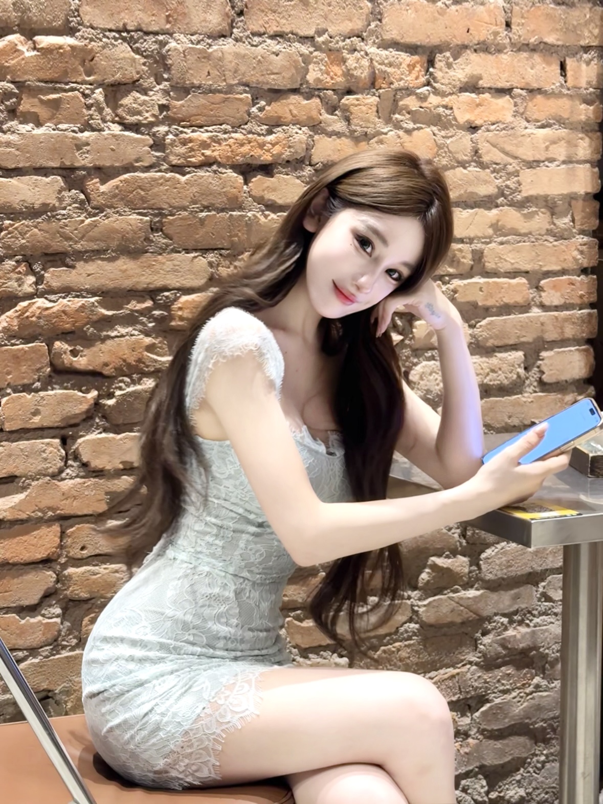 WW定制「星月邮递」法式轻奢气质纯欲性感修身显瘦收腰洋气连衣裙