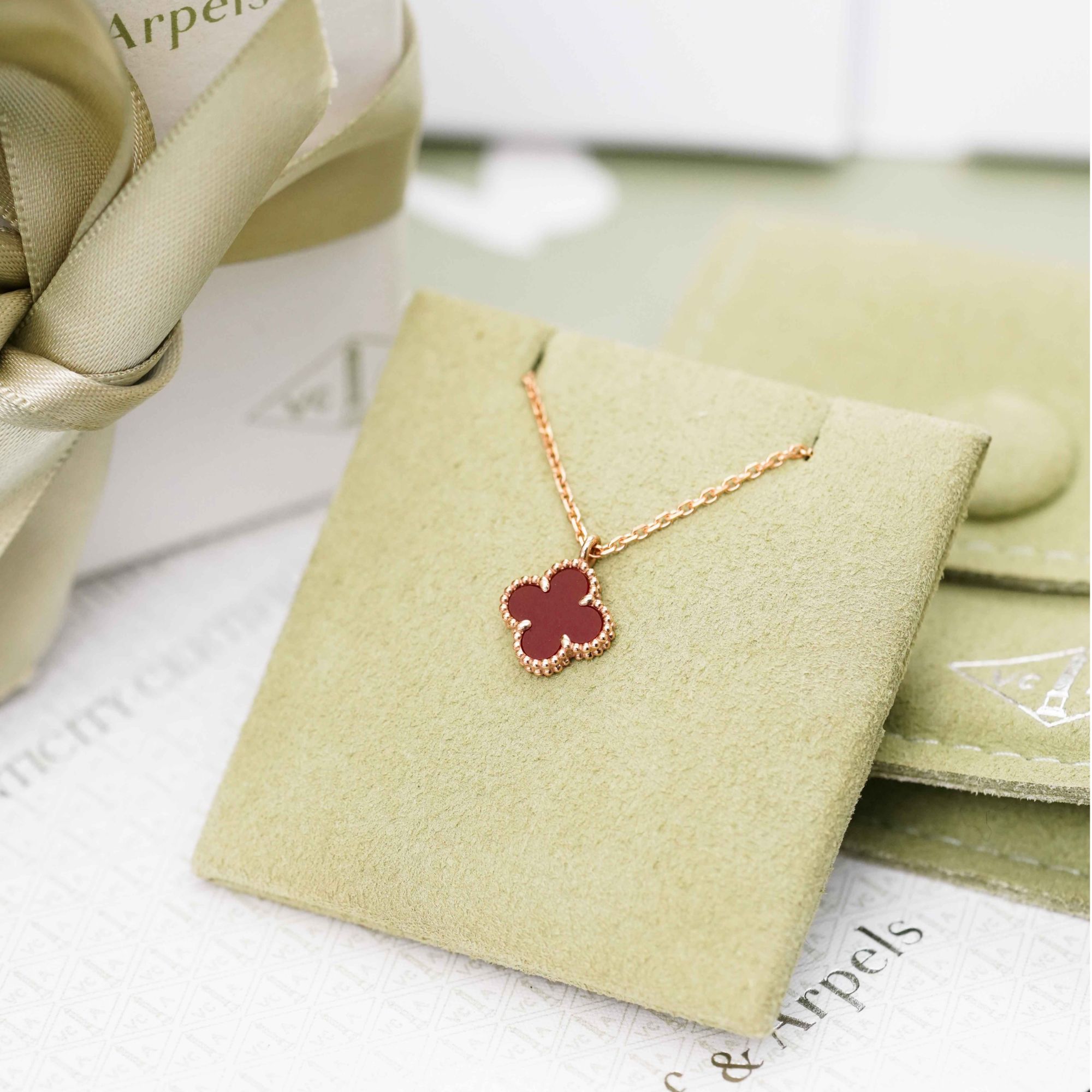 99新 梵克雅宝 梵克雅宝 红色 四叶草 项链