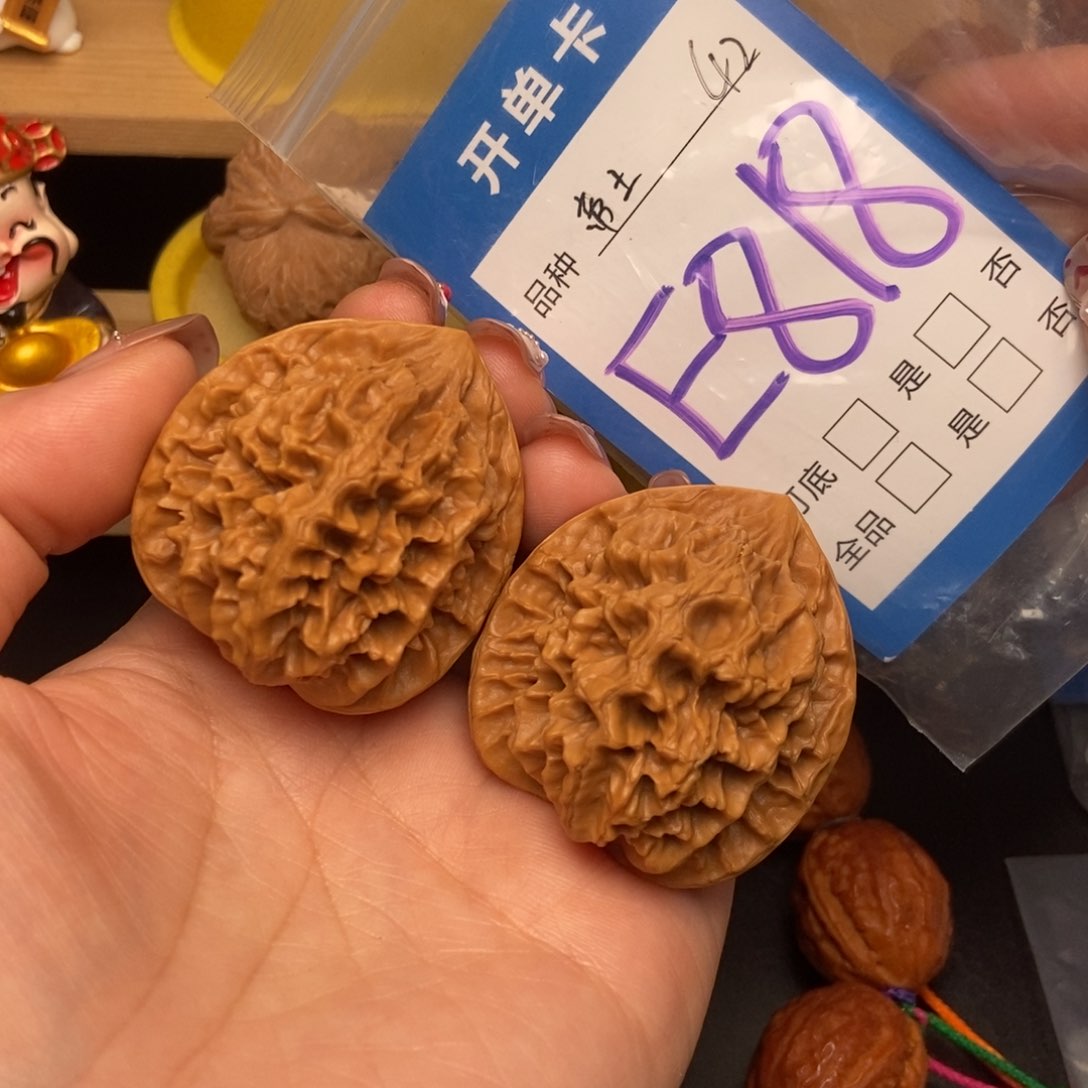 桃核吊坠核桃大帝王